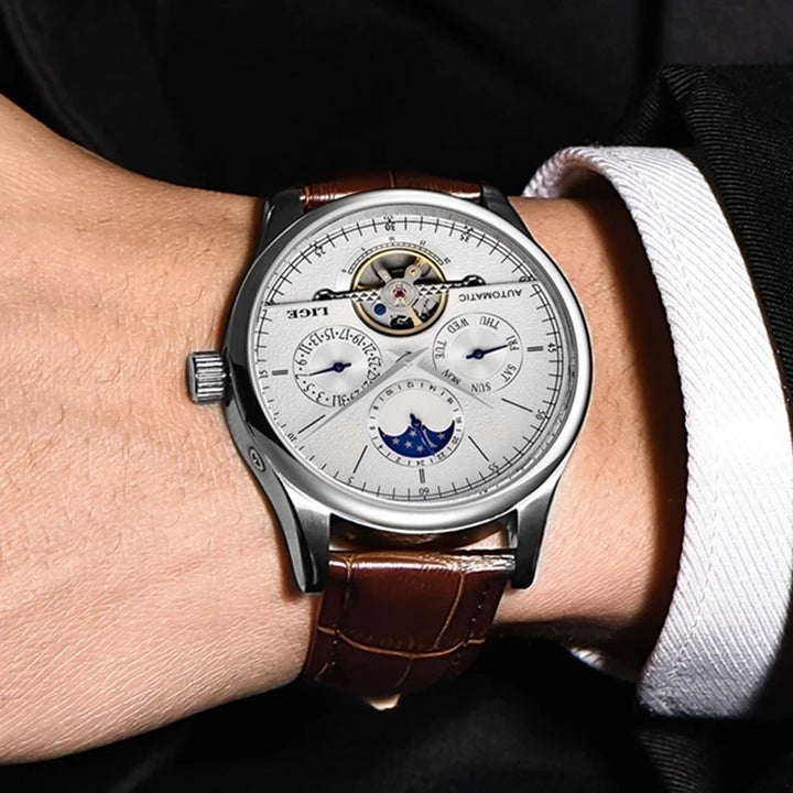 ARIA WATCH